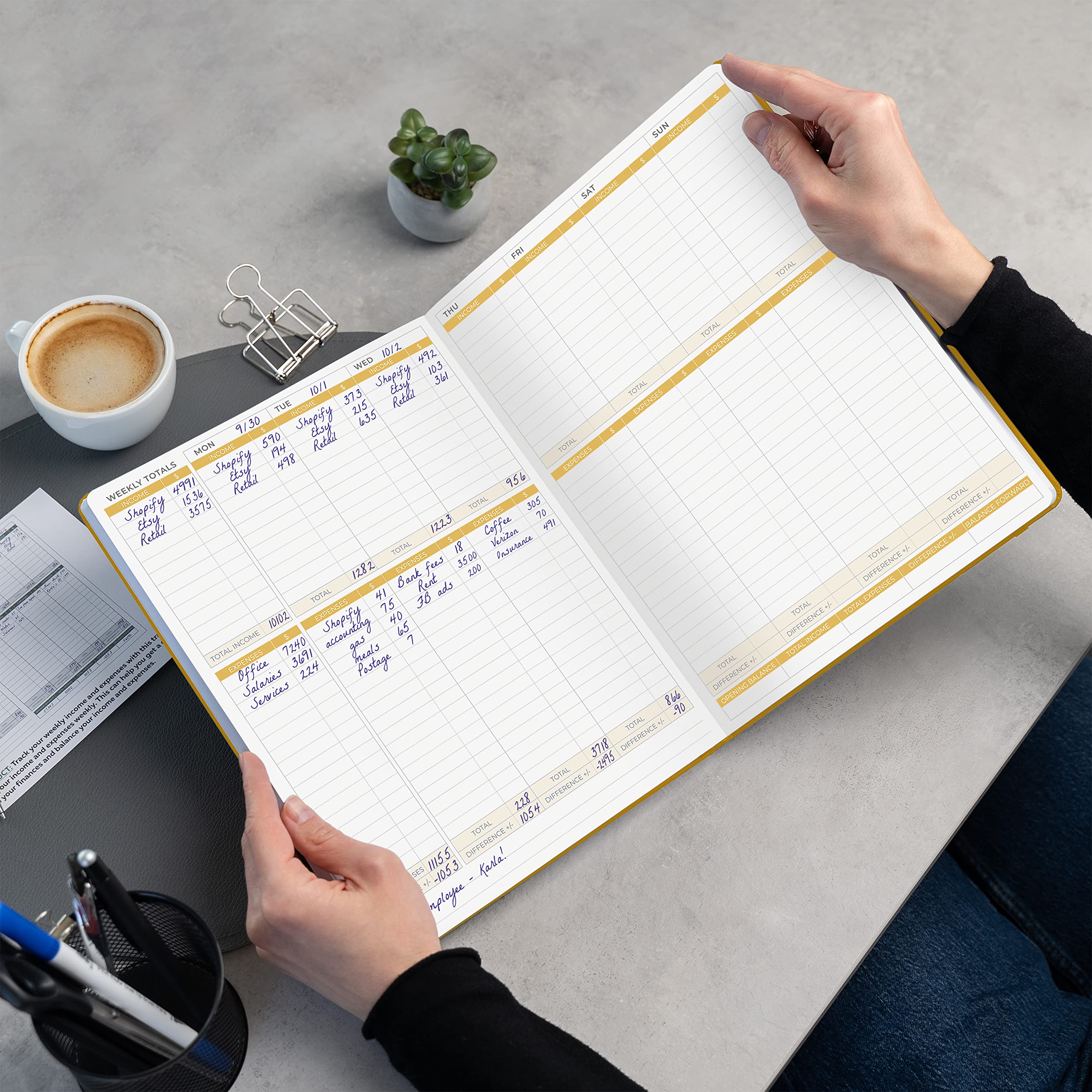 Clever Fox Income & Expense Tracker Large – Accounting & Bookkeeping Ledger Book for Small Business – 2-Year Record Notebook, A4 (Rose Gold)